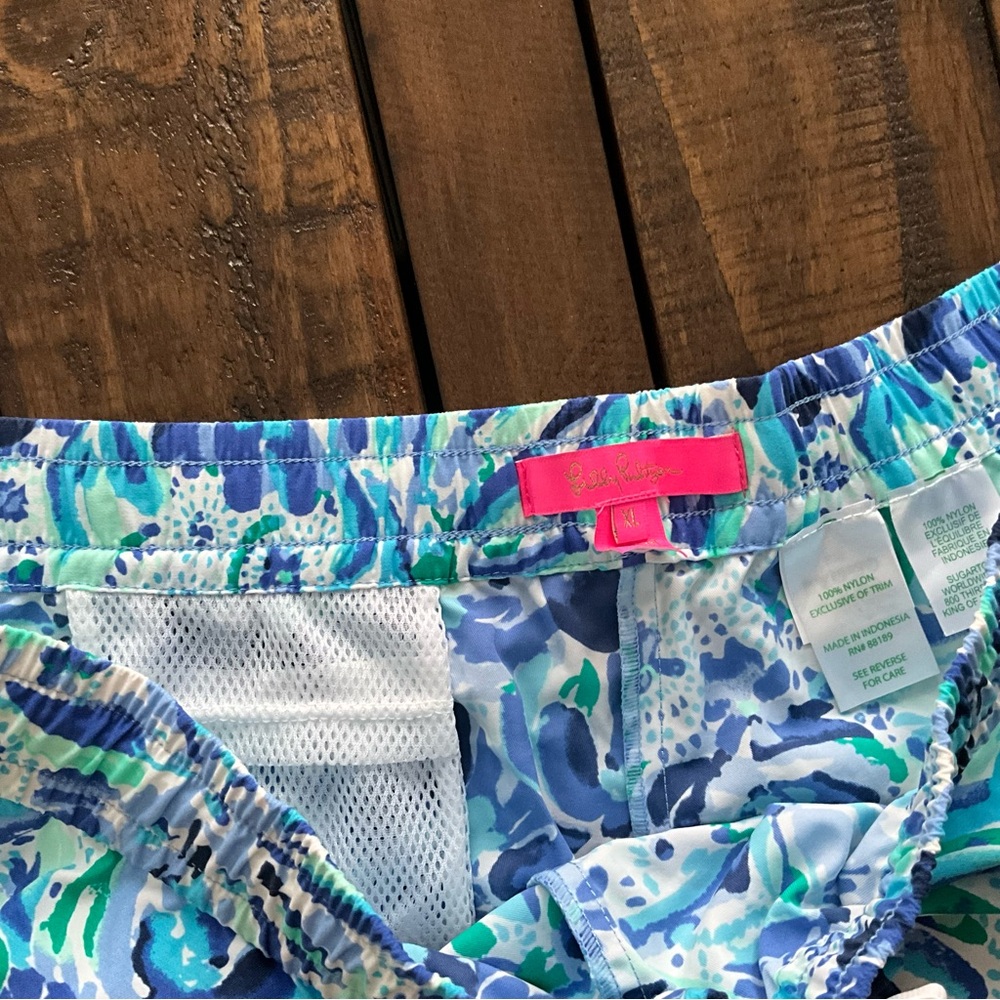Lilly Pulitzer Iris Blue High Maintenance Run Around Shorts - Picture 3 of 4